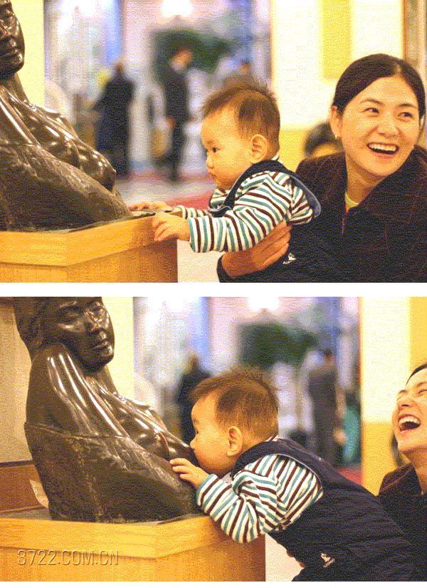 Quand on envoie un bébé dans un musée, il faut s'attendre à des réactions pour le moins étonnantes... height=