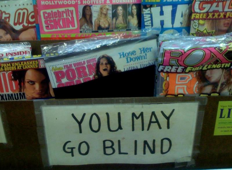 Attention, l'abus de ces revues peut rendre aveugle... et sourd ? height=